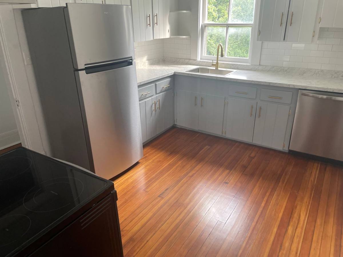 Apartment for rent at 1808 Rivermont Ave, Lynchburg, VA 24503