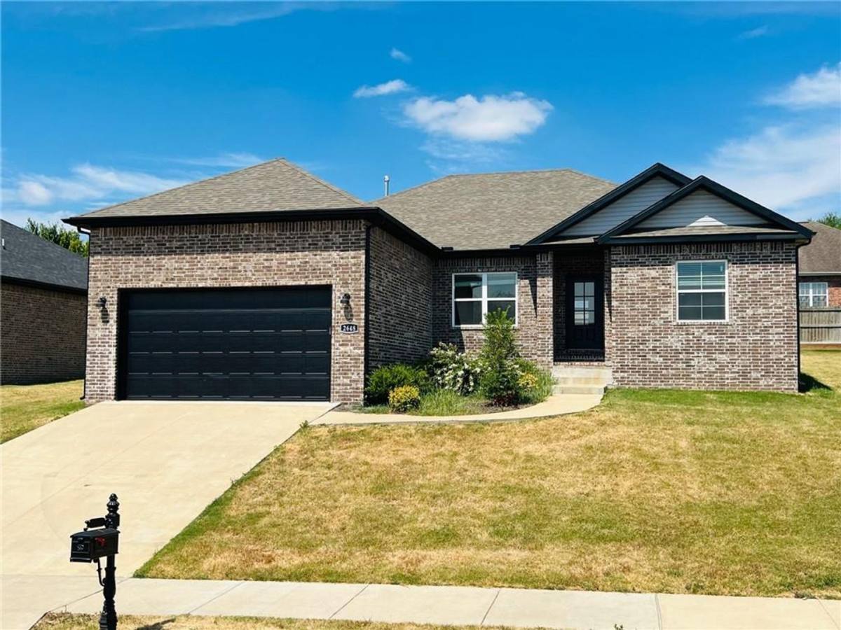House for rent at 2648 Olive Court, Siloam Springs, AR 72761