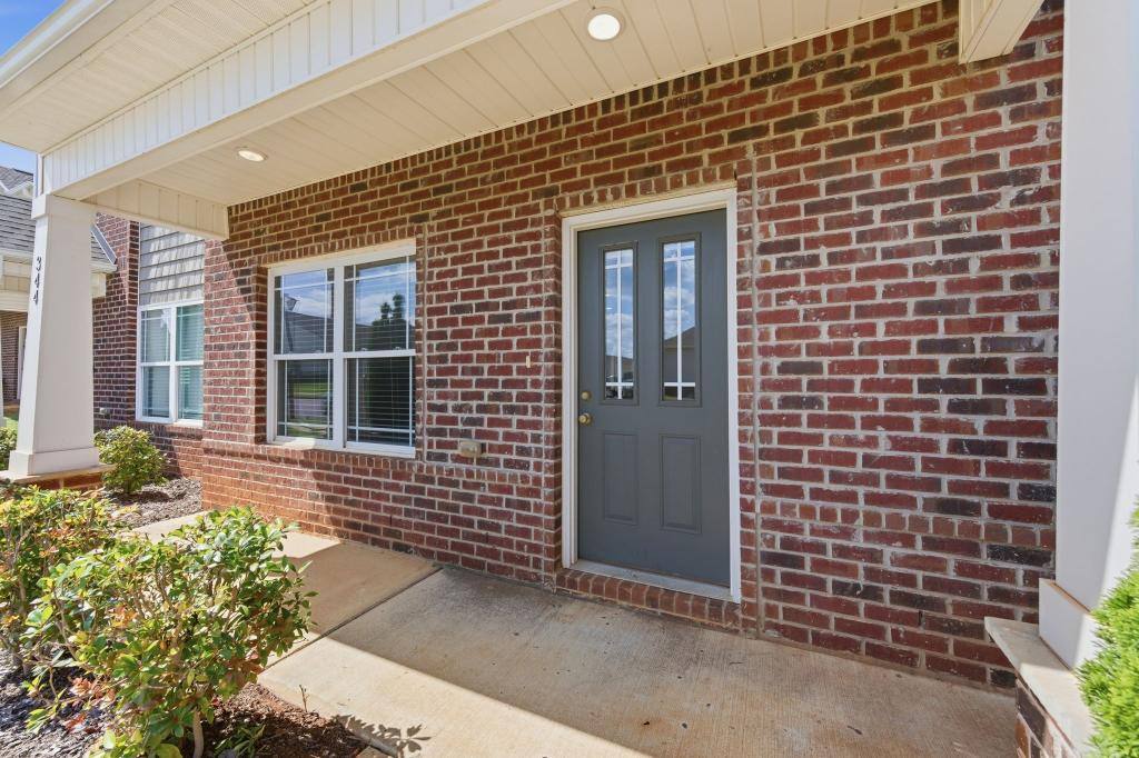 Townhouse for rent at 344 Falling Water Lane SW, Madison, AL 35756