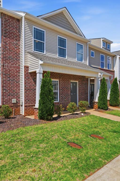 Townhouse for rent at 344 Falling Water Lane SW, Madison, AL 35756