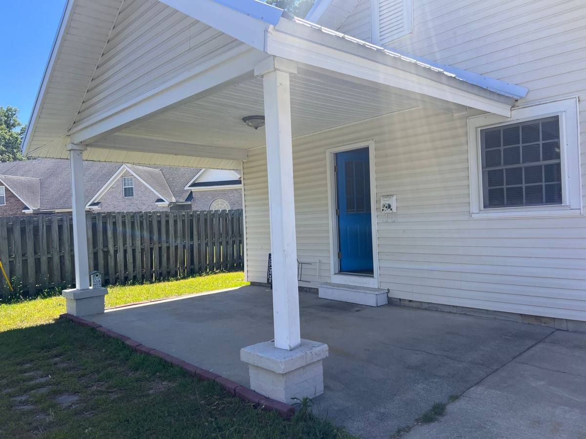 House for rent at 223 Holt St, Thomson, GA 30824