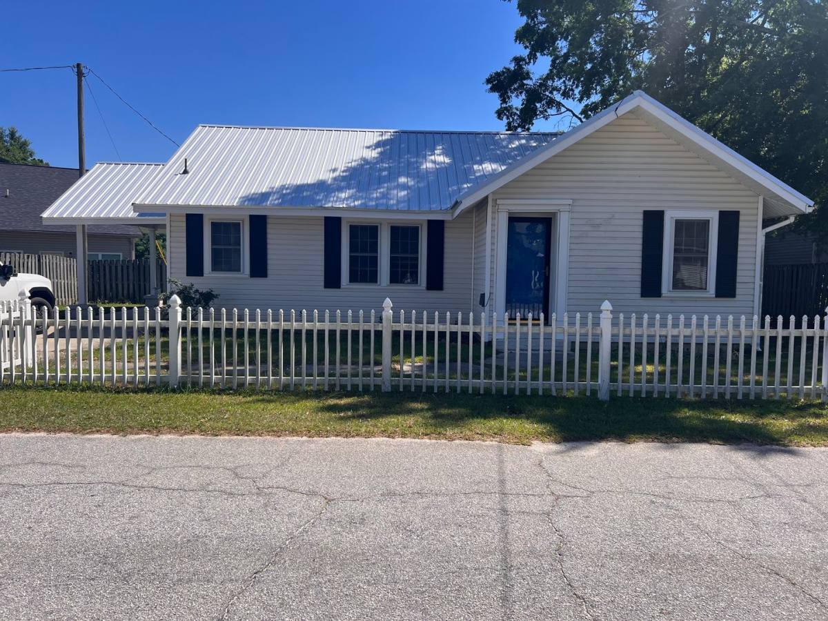 House for rent at 223 Holt St, Thomson, GA 30824