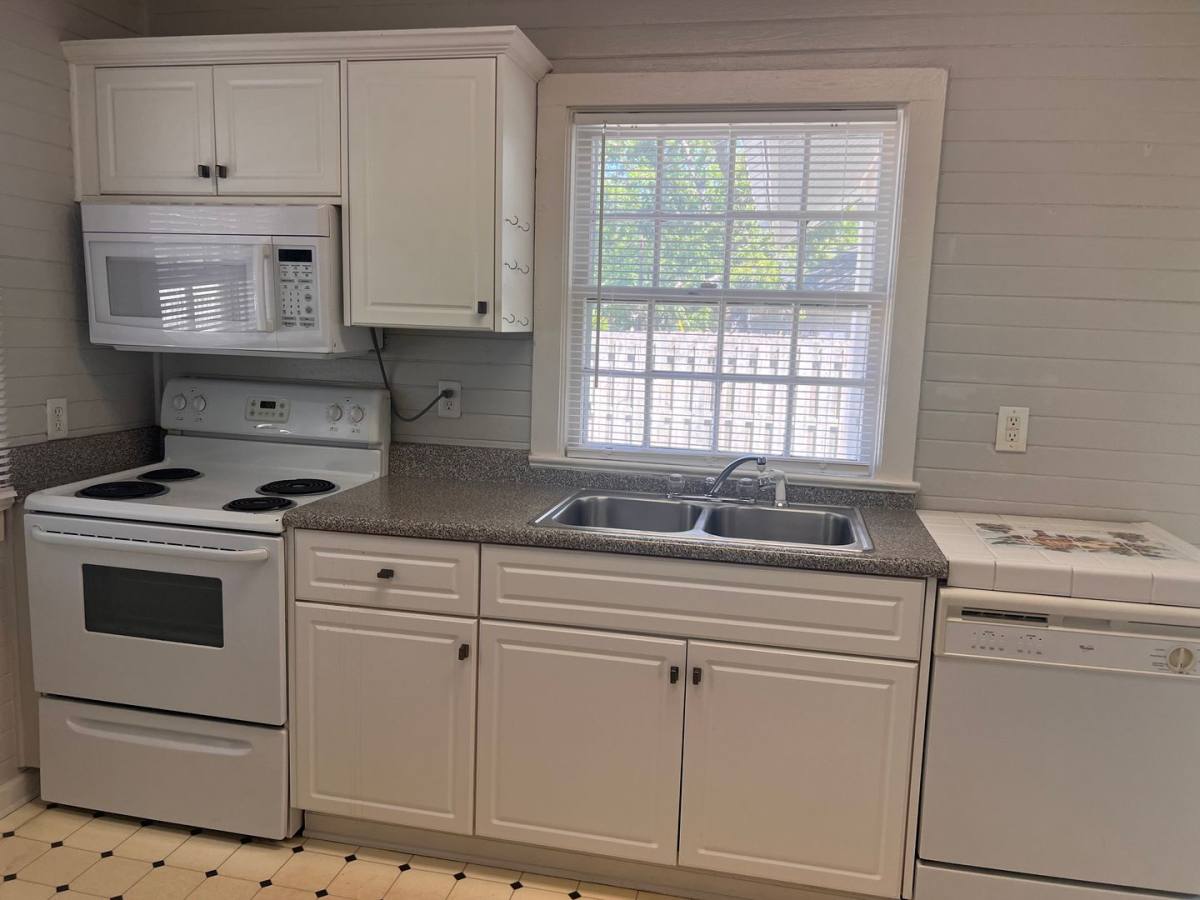 House for rent at 223 Holt St, Thomson, GA 30824