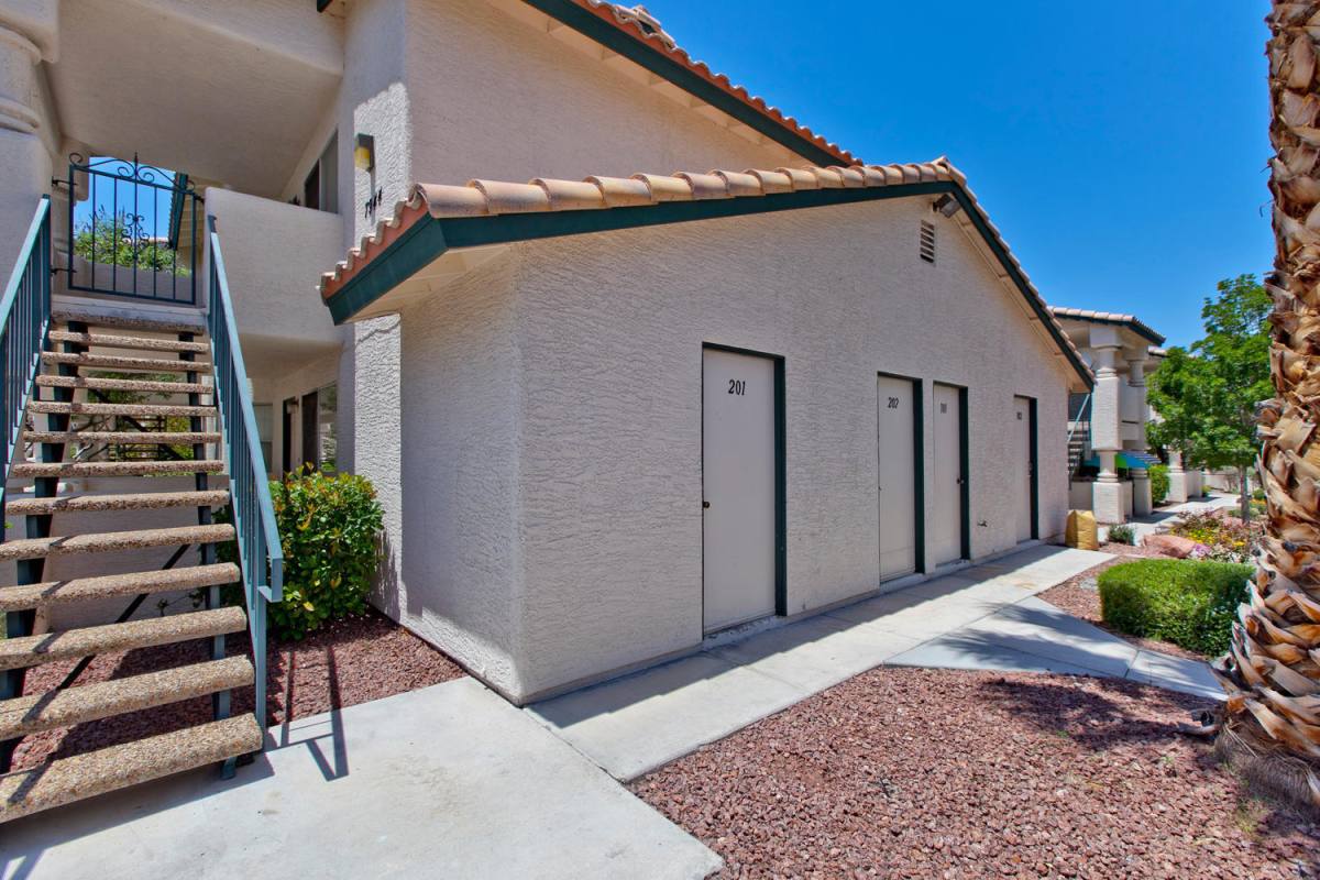 Condo for rent at 7944 Decker Canyon Dr, Las Vegas, NV 89128