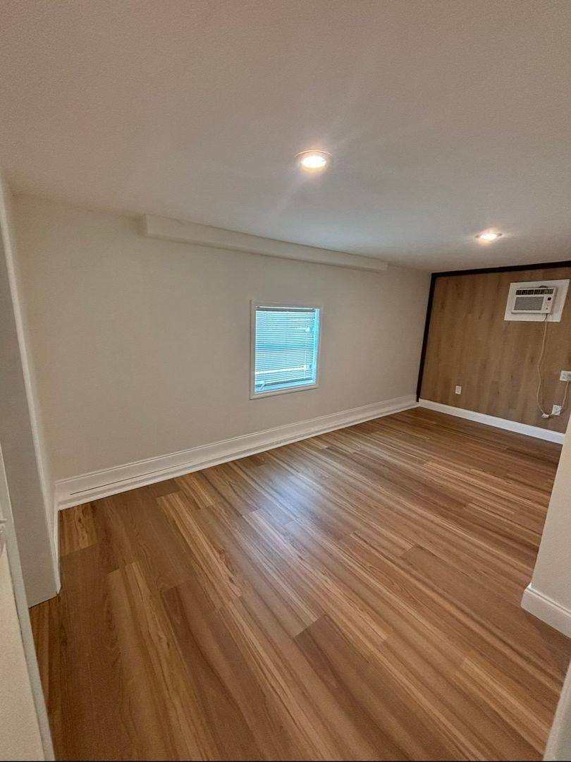 Apartment for rent at 615 29th Ave S, Saint Petersburg, FL 33705