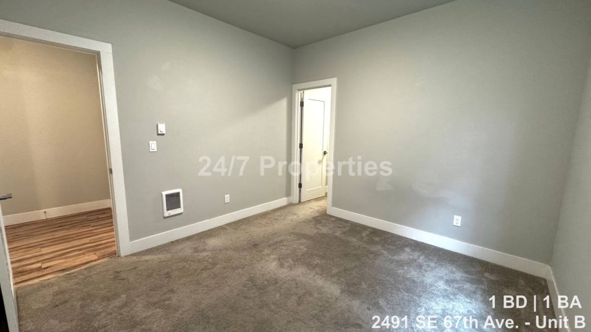 Apartment for rent at 2491 SE 67th Ave, Portland, OR 97206