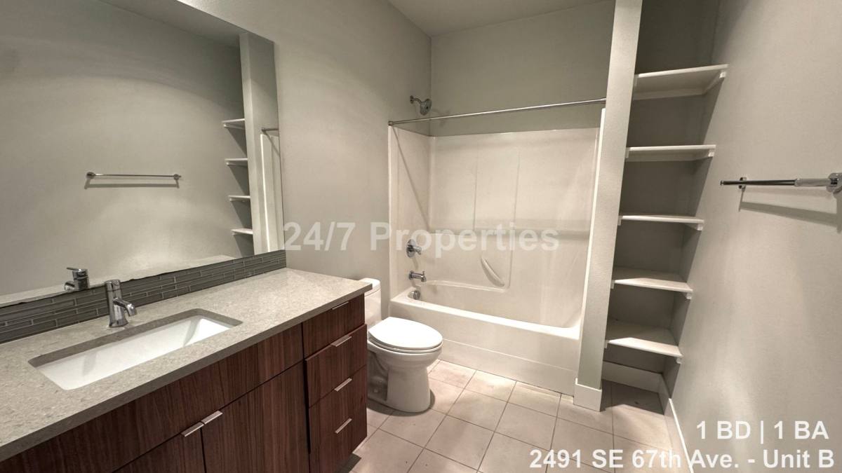 Apartment for rent at 2491 SE 67th Ave, Portland, OR 97206
