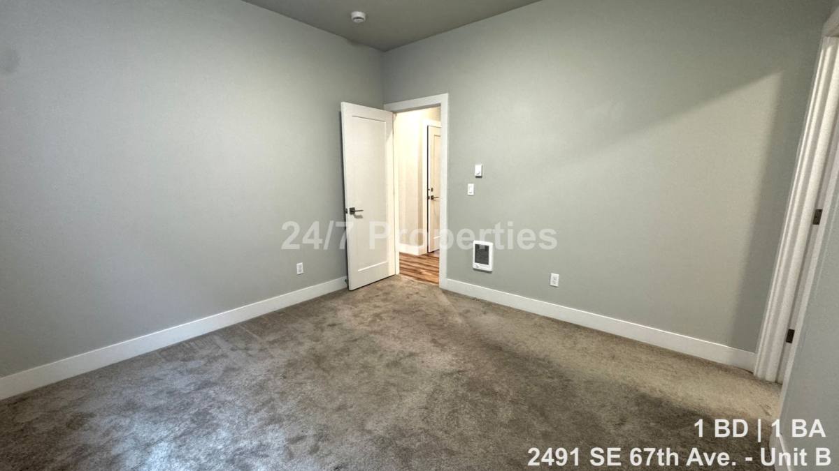 Apartment for rent at 2491 SE 67th Ave, Portland, OR 97206