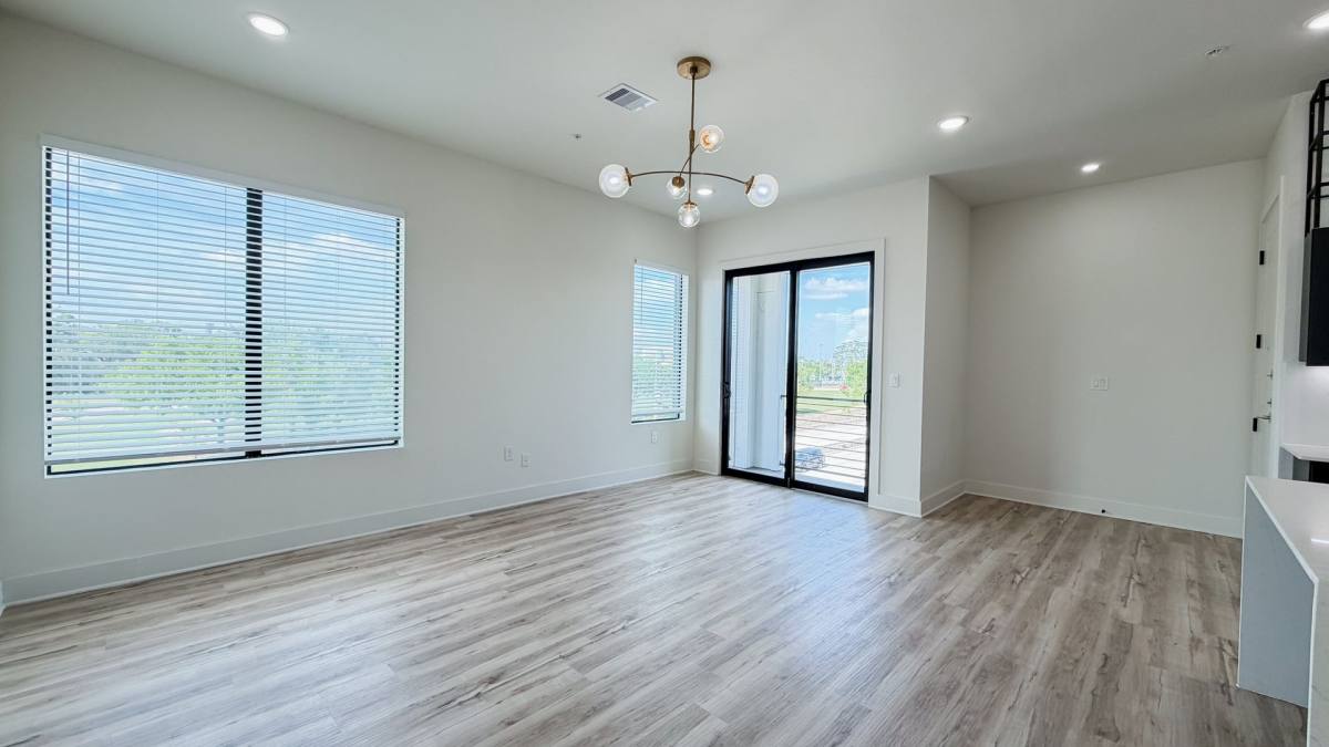 Townhouse for rent at 4722 Old Spanish Trail Building C, Houston, TX 77021