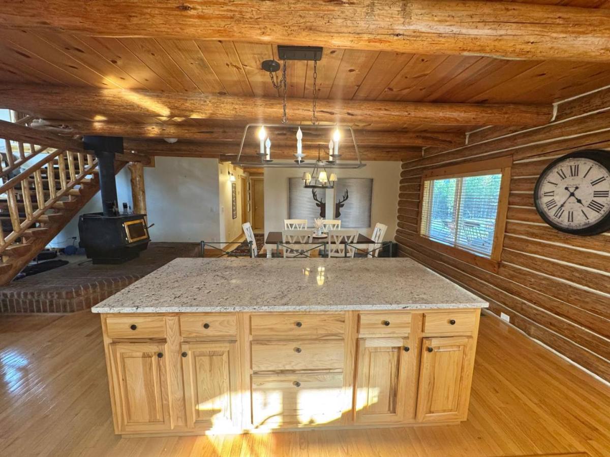 House for rent at 111 Glen Lake Dr, Eureka, MT 59917