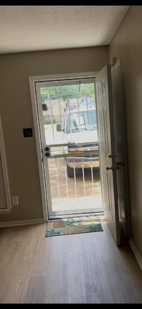 Townhouse for rent at 3116 Monterrey Square, Memphis, TN 38111