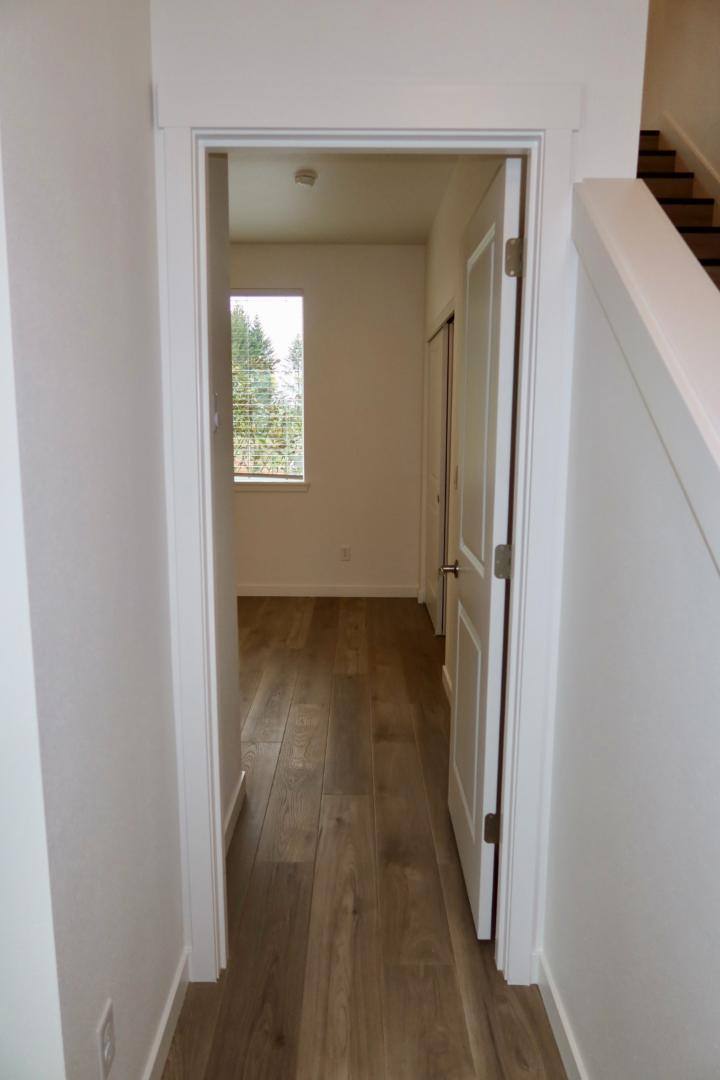Apartment for rent at 704 Elkins Way SE, Salem, OR 97306