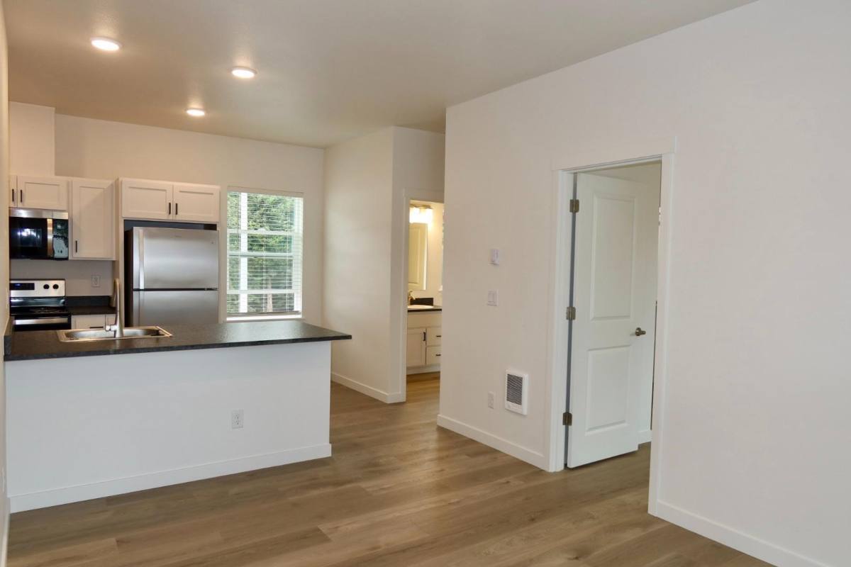 Apartment for rent at 704 Elkins Way SE, Salem, OR 97306