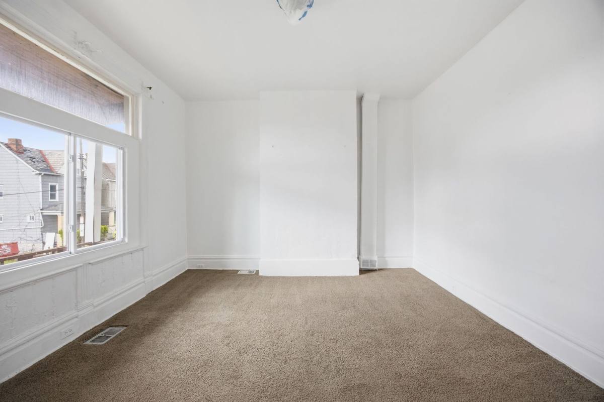 House for rent at 616 Lillian St, Pittsburgh, PA 15210