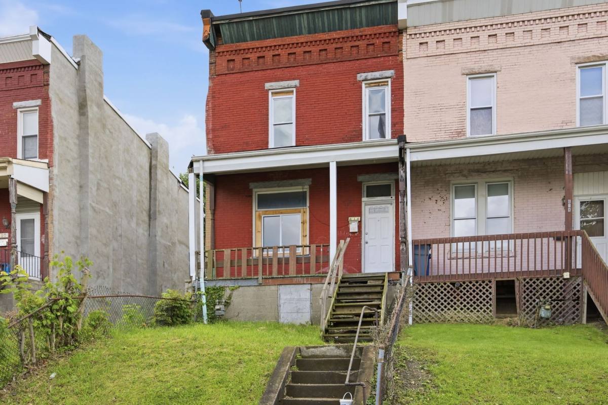House for rent at 616 Lillian St, Pittsburgh, PA 15210