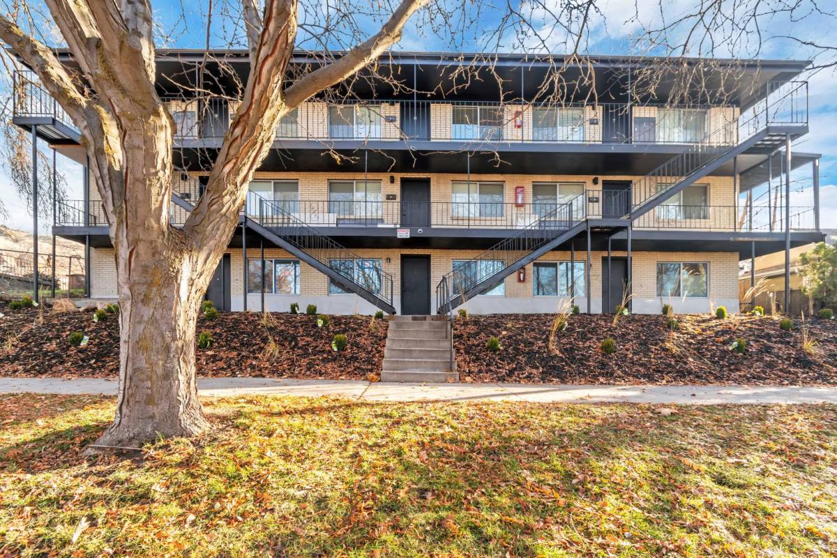 Apartment for rent at 570 N 200 W #7, Salt Lake City, UT 84103