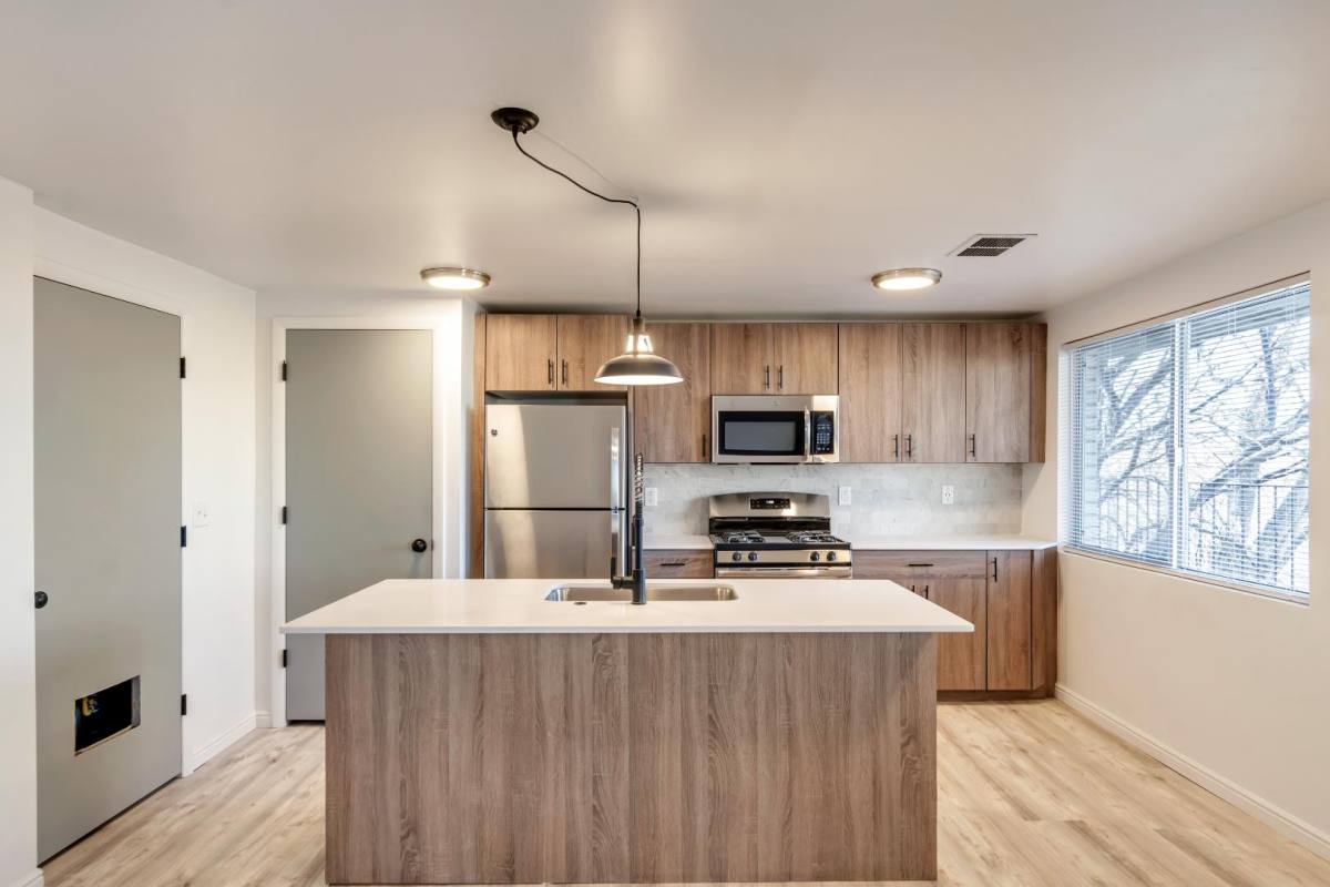 Apartment for rent at 570 N 200 W #7, Salt Lake City, UT 84103