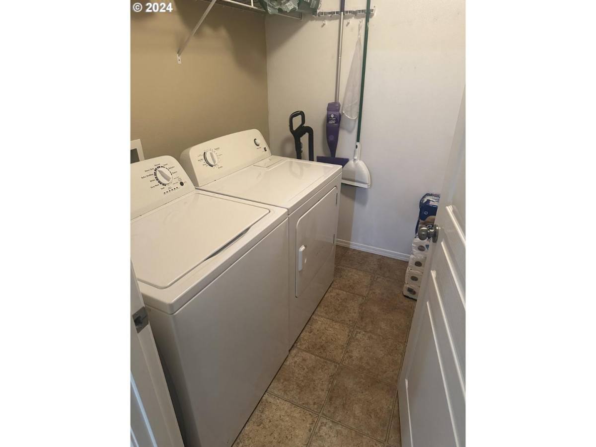 House for rent at 149 River Walk Place, Cottage Grove, OR 97424