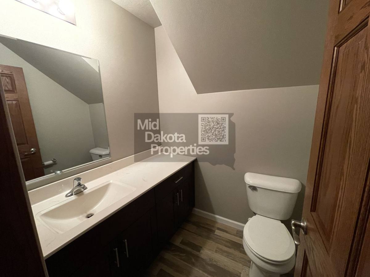 Apartment for rent at 109 E Juniper, Mitchell, SD 57301