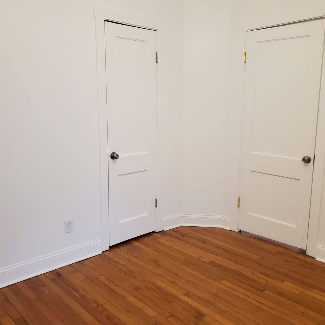 Apartment for rent at 1007 N Lavergne Ave, Chicago, IL 60651