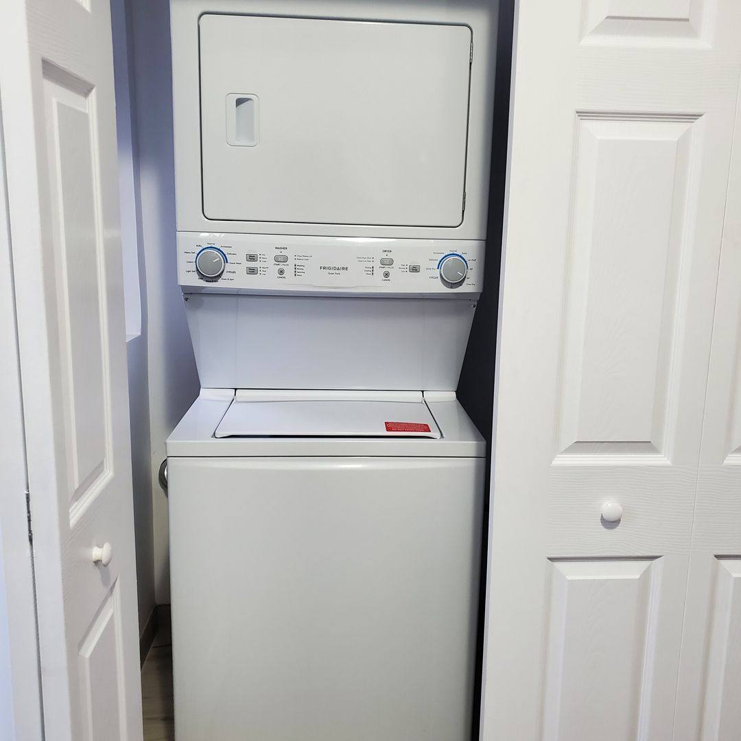 Apartment for rent at 1007 N Lavergne Ave, Chicago, IL 60651