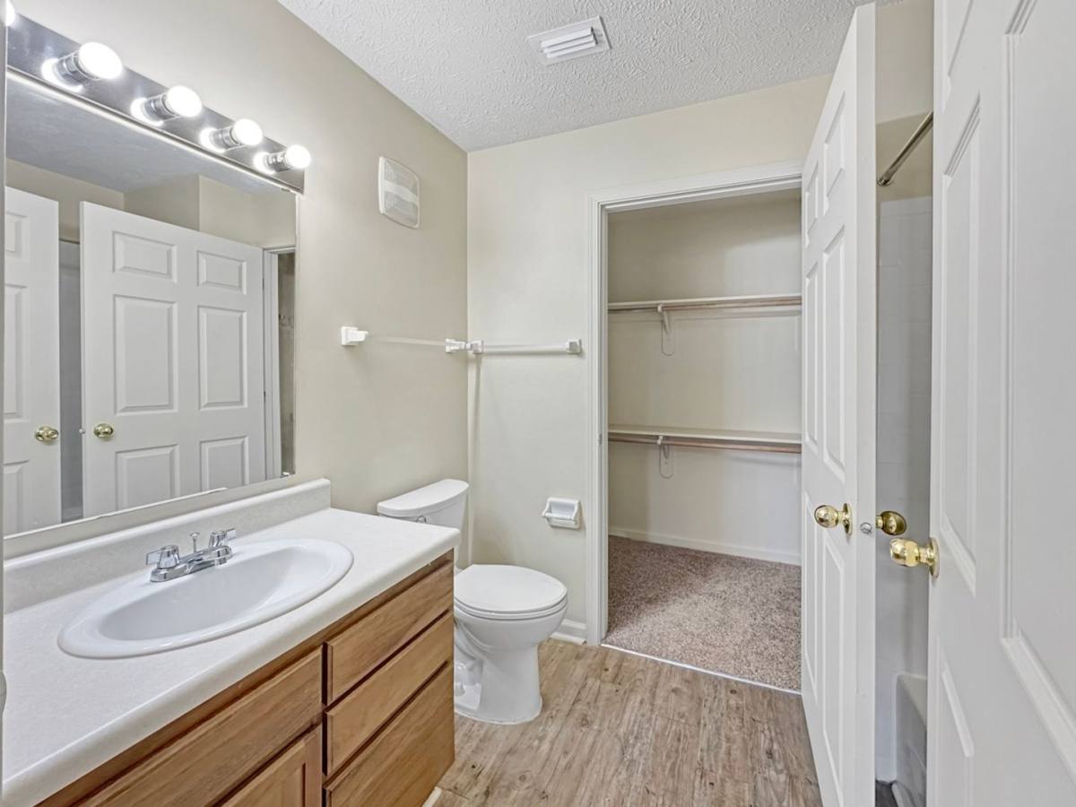 Apartment for rent at 19362 Chelsey Dr, Foley, AL 36535