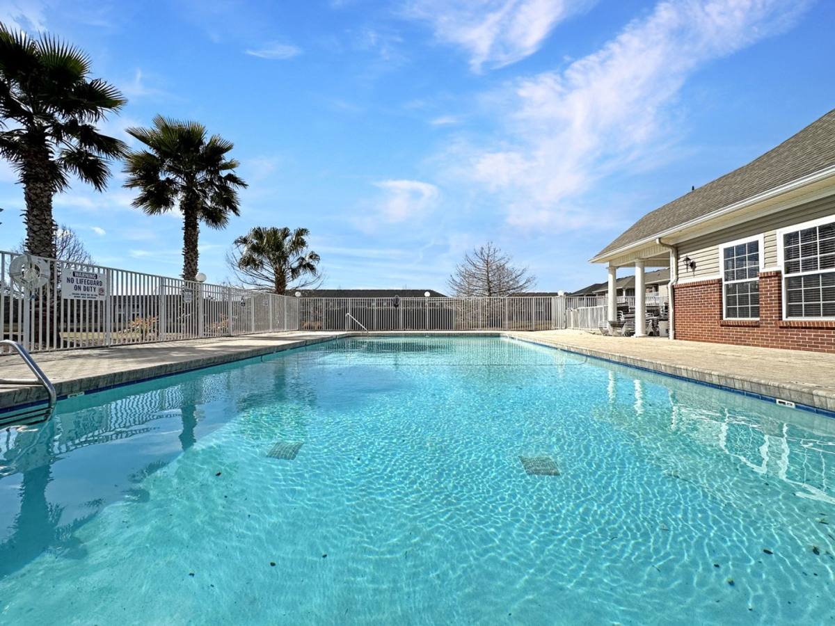 Apartment for rent at 19362 Chelsey Dr, Foley, AL 36535