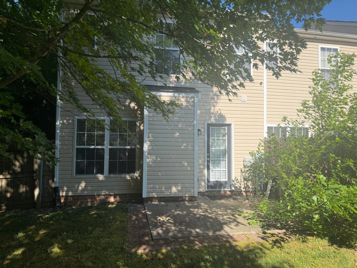 Townhouse for rent at 5539 Belle Pond Dr, Richmond, VA 23234