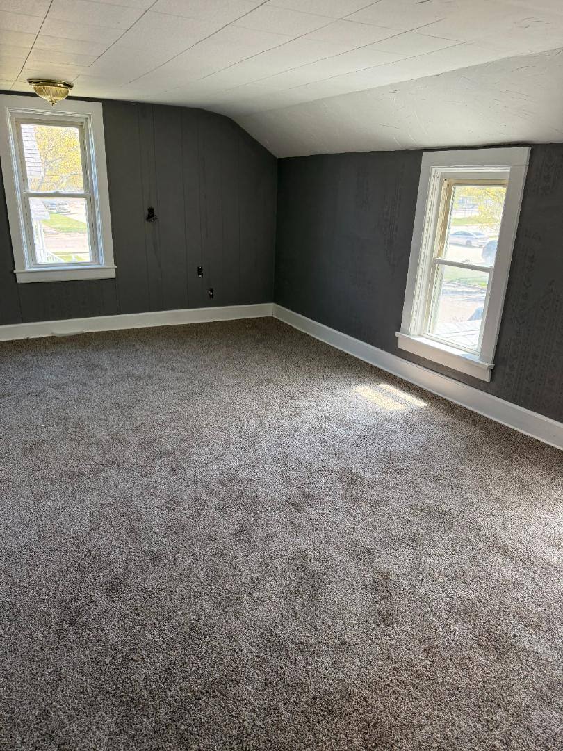 House for rent at 1008 8th Ave, Menominee, MI 49858