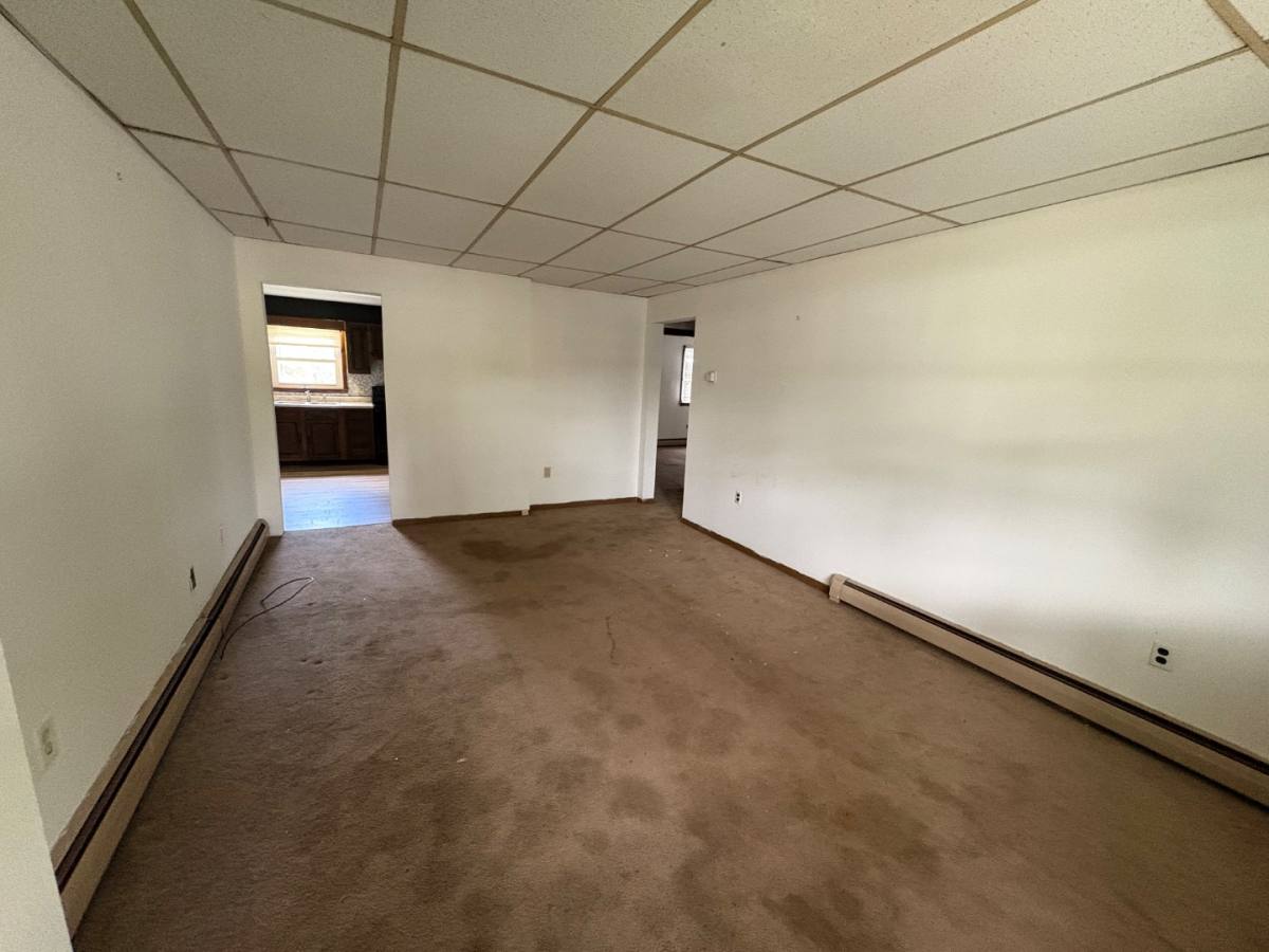 Apartment for rent at 949 W Pike St #A, Clarksburg, WV 26301
