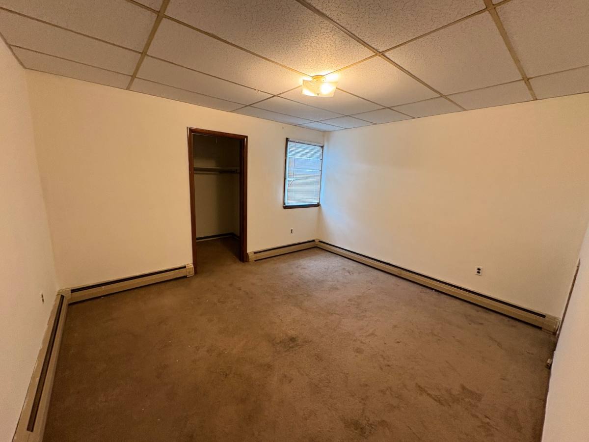 Apartment for rent at 949 W Pike St #A, Clarksburg, WV 26301