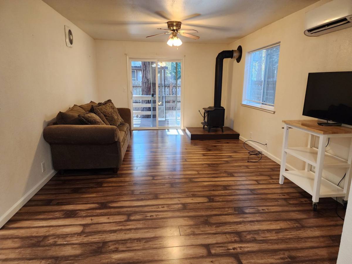 Apartment for rent at 2969 Oak St #C, Fair Oaks, CA 95628