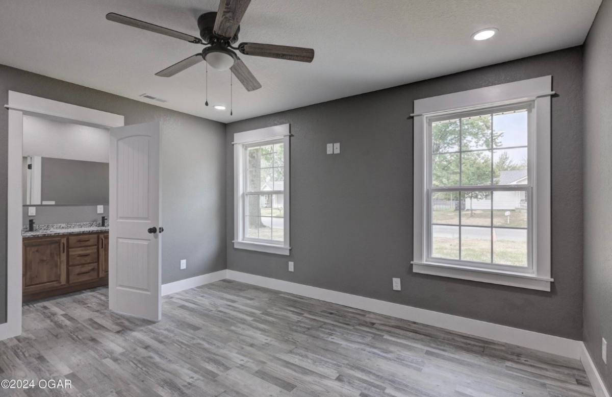 House for rent at 905 S McKinley Ave, Joplin, MO 64801
