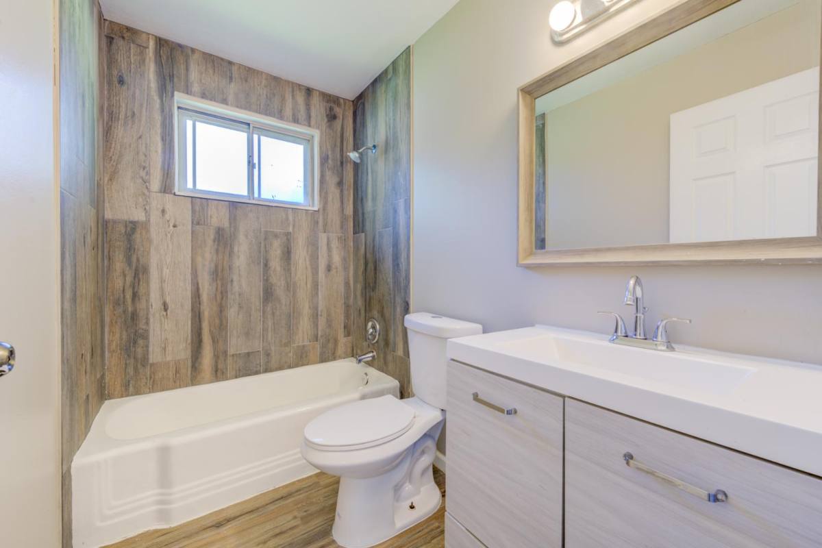 House for rent at 1710 Kay Dr, Florissant, MO 63031
