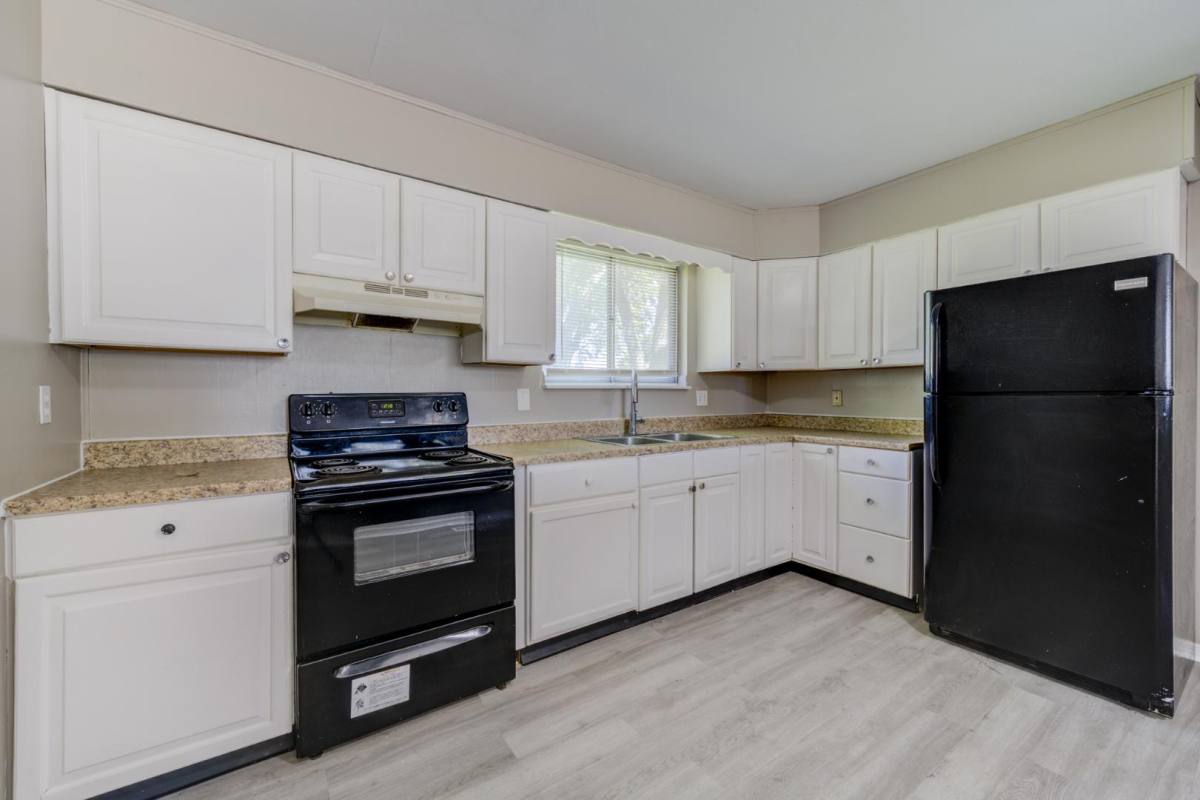 House for rent at 1710 Kay Dr, Florissant, MO 63031