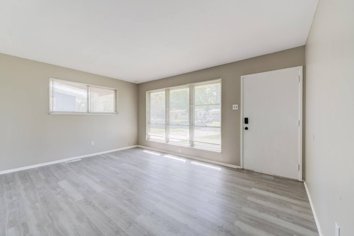House for rent at 1710 Kay Dr, Florissant, MO 63031