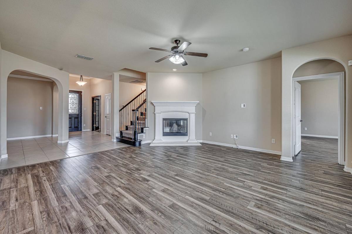 House for rent at 438 Brookdale Dr 428, Midlothian, TX 76065