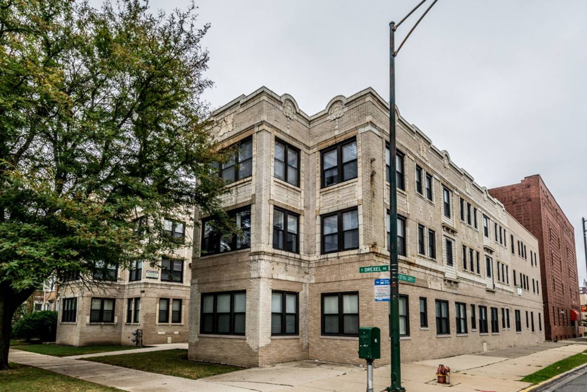Apartment for rent at 801-05 E Drexel Square, Chicago, IL 60615