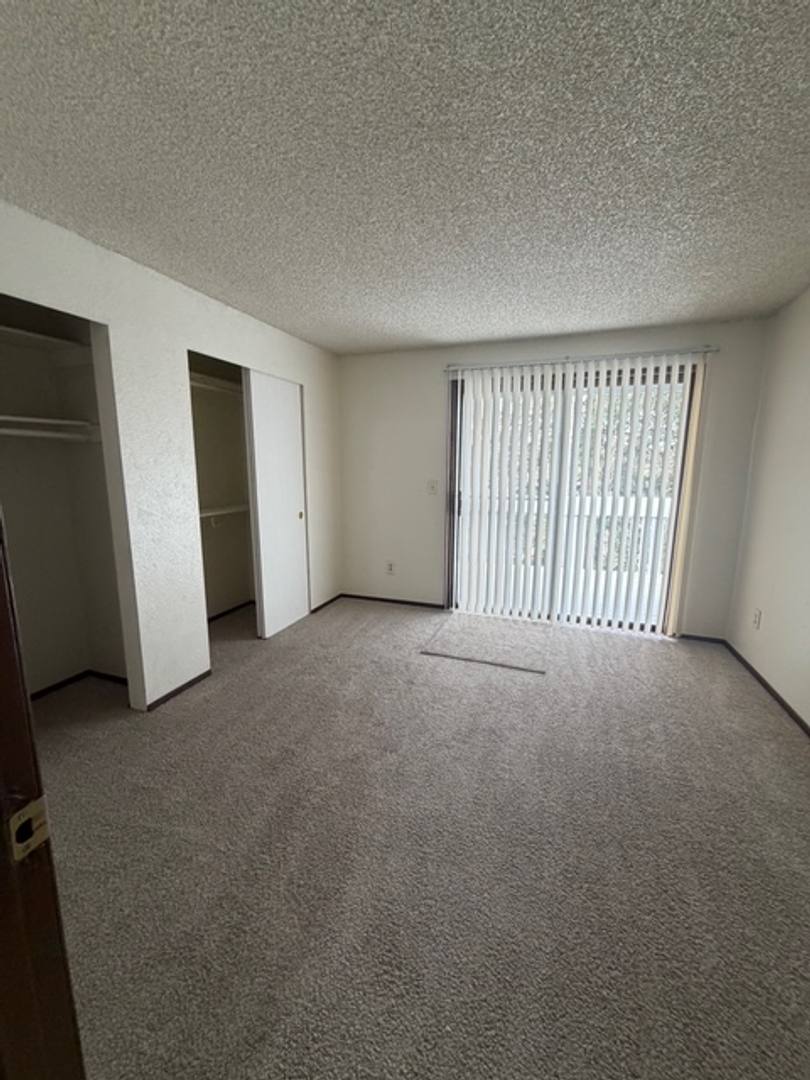 Apartment for rent at 122 S 339th Circle, Federal Way, WA 98003