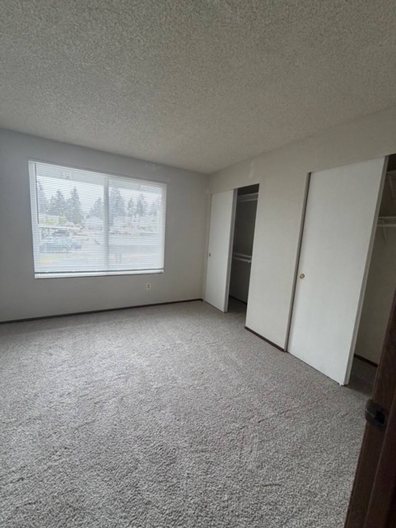 Apartment for rent at 122 S 339th Circle, Federal Way, WA 98003