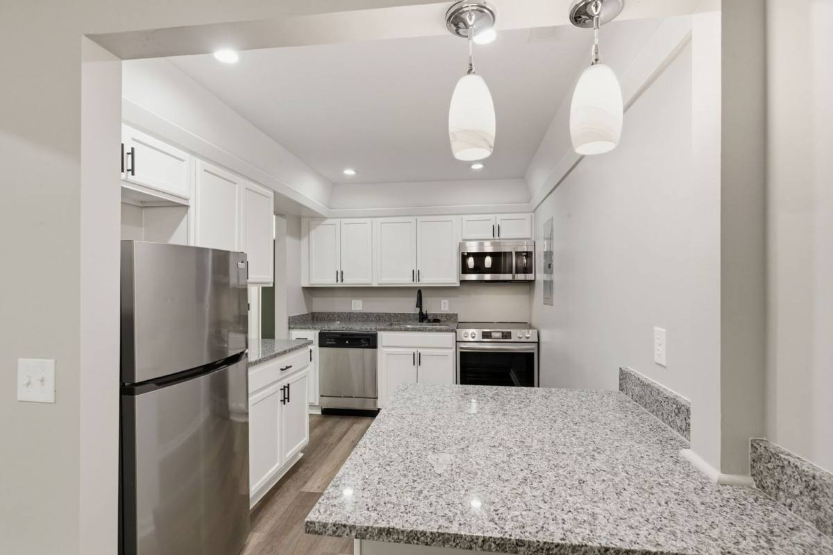 Condo for rent at 5025 Hillsboro Pike #19-G, Nashville, TN 37215
