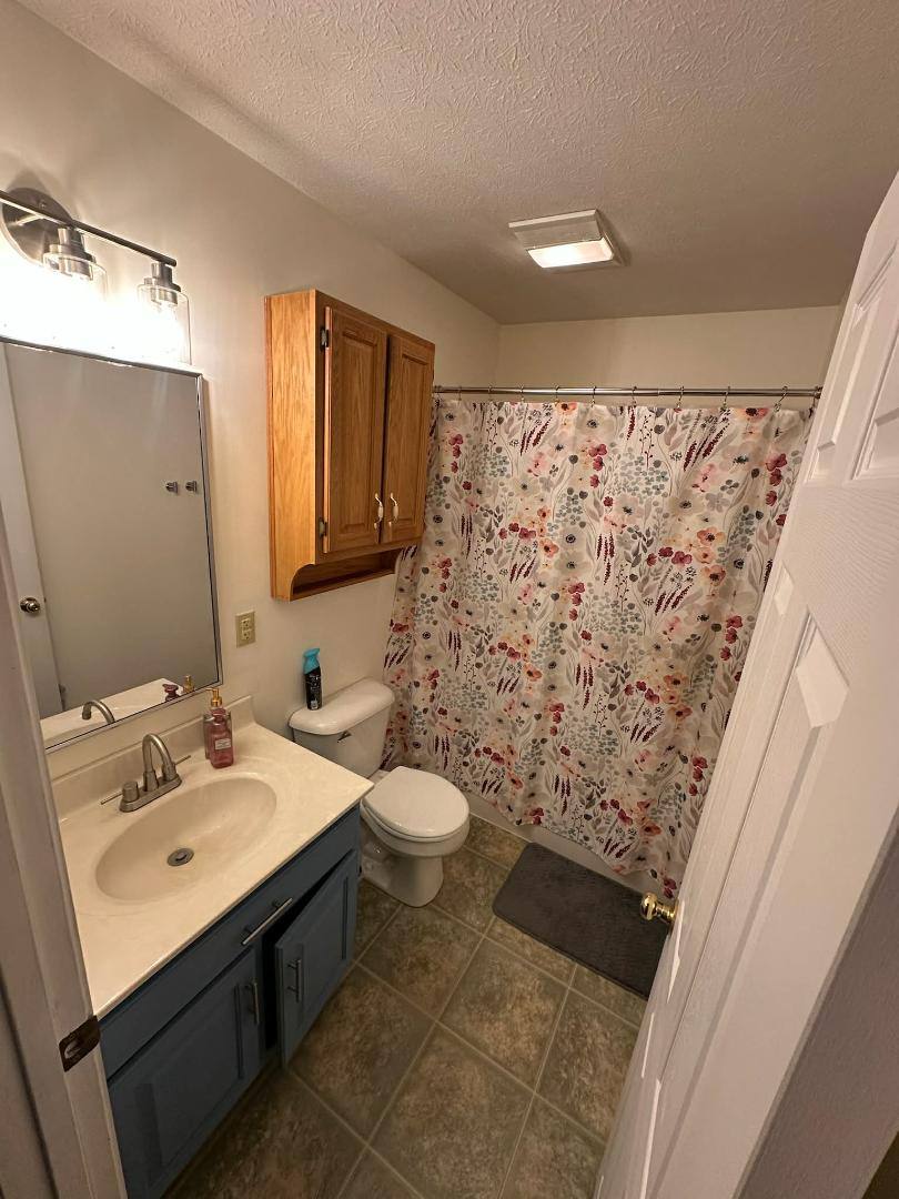 House for rent at 5136 N Long Grove Rd, Cecilia, KY 42724