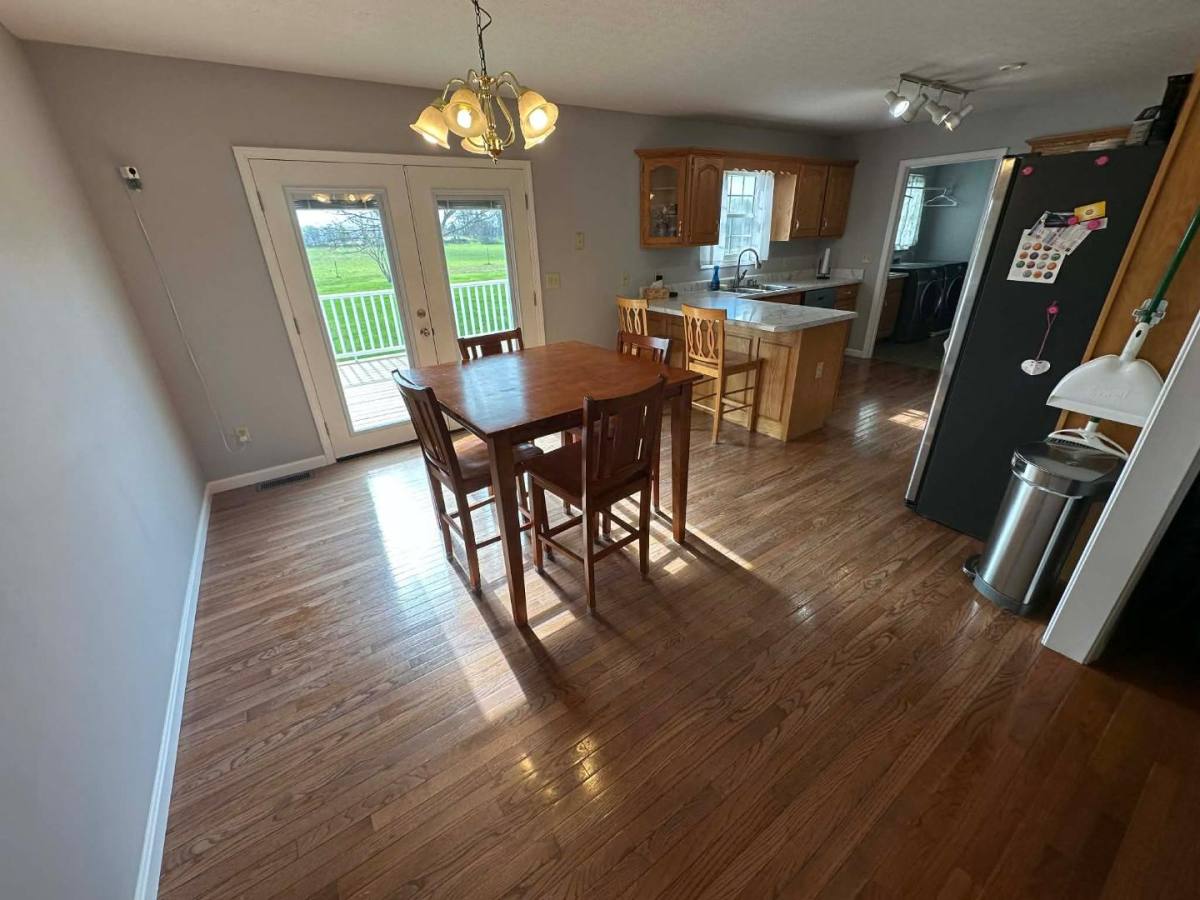 House for rent at 5136 N Long Grove Rd, Cecilia, KY 42724