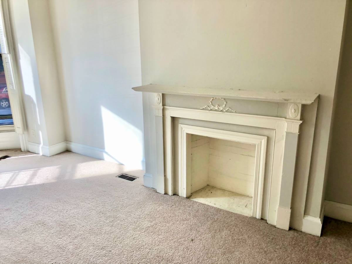 Apartment for rent at 110 E Preston St, Baltimore, MD 21202