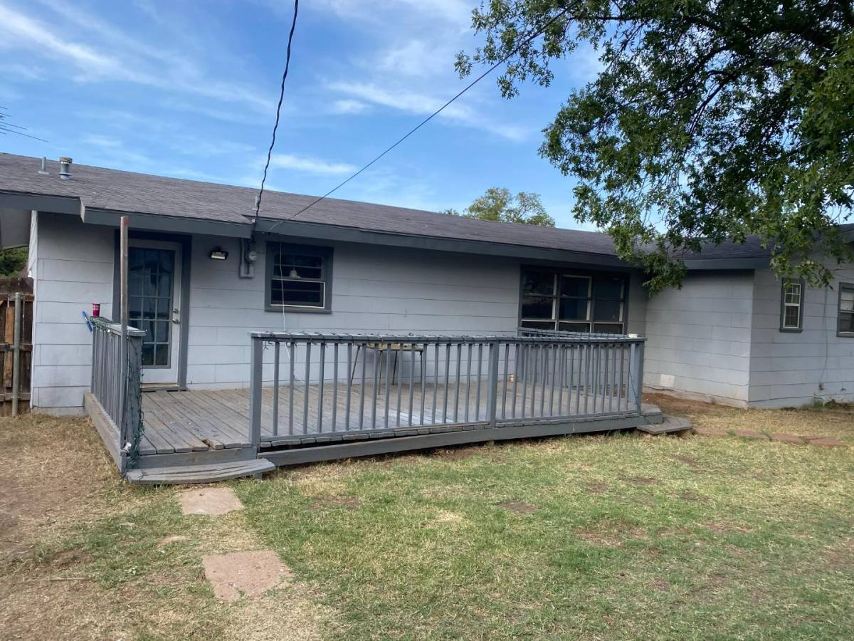 Apartment for rent at 3609 38th St, Lubbock, TX 79413