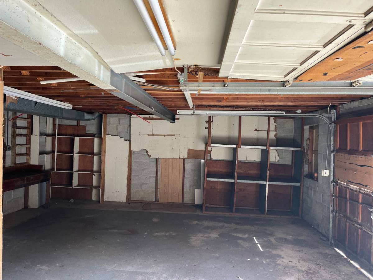 Apartment for rent at 328 Hutchinson Terrace #GARAGE A, Holmes, PA 19043