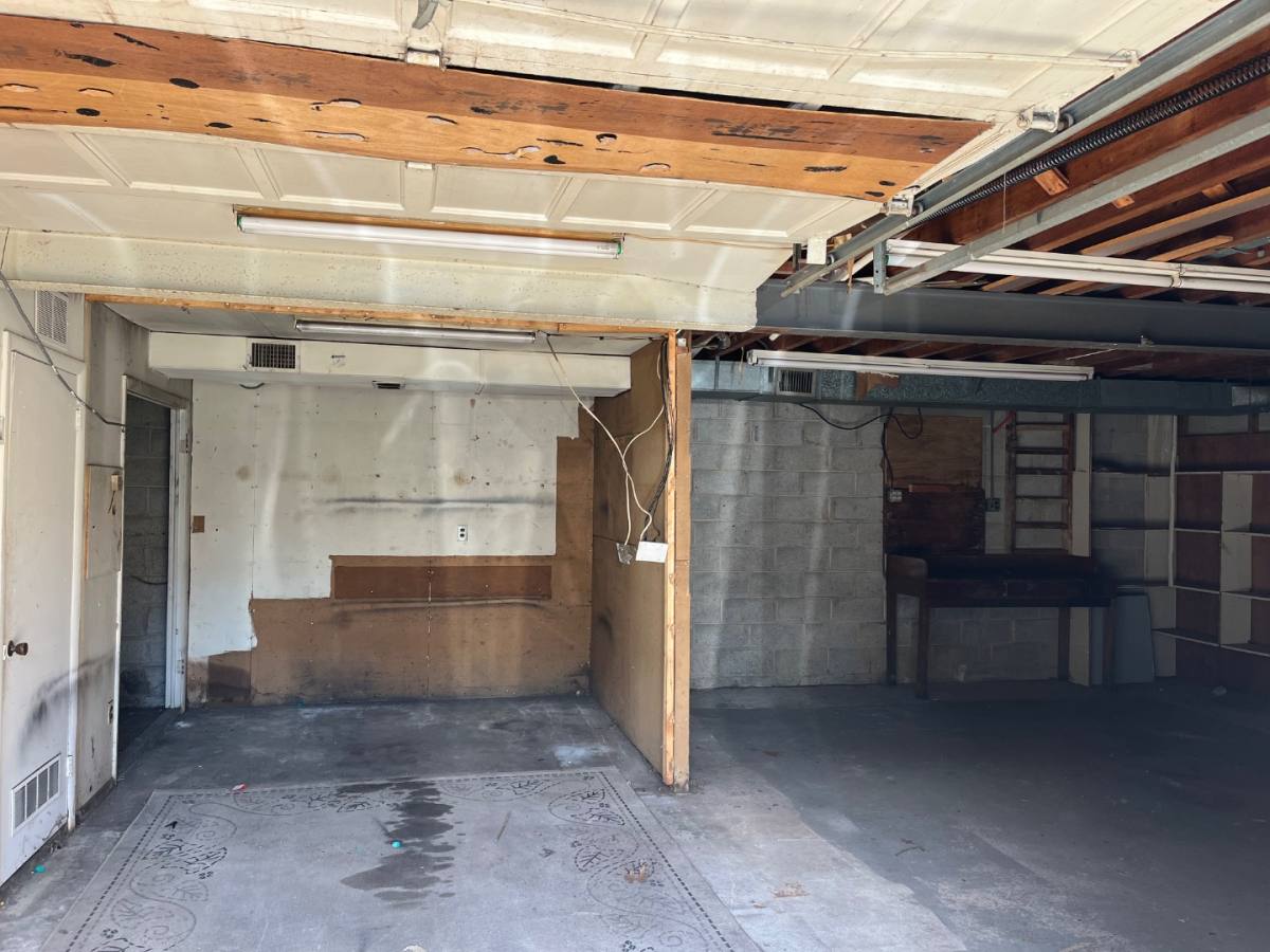 Apartment for rent at 328 Hutchinson Terrace #GARAGE A, Holmes, PA 19043