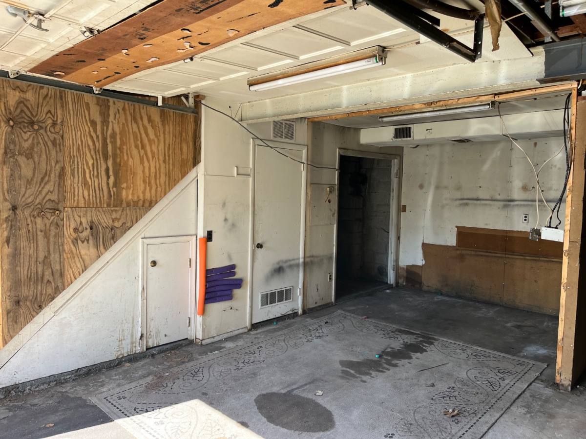 Apartment for rent at 328 Hutchinson Terrace #GARAGE A, Holmes, PA 19043