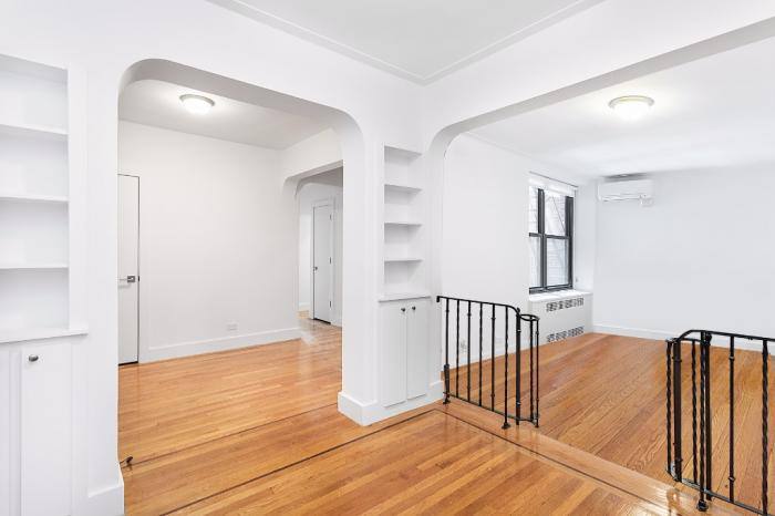 Apartment for rent at 10 W 65th St #4M, New York, NY 10023