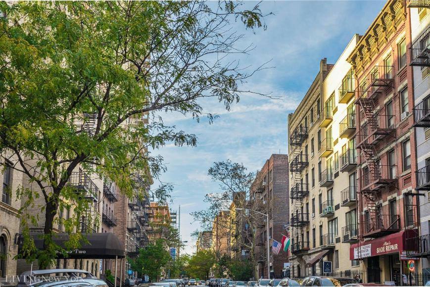 Apartment for rent at 225 E 82nd St #7B, New York, NY 10028